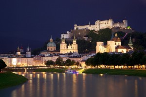 Old Town Salzburg across the Salzach river by Jiuguang Wang - Own work. Licensed under CC BY-SA 3.0 via Wikimedia Commons - https://commons.wikimedia.org/wiki/
